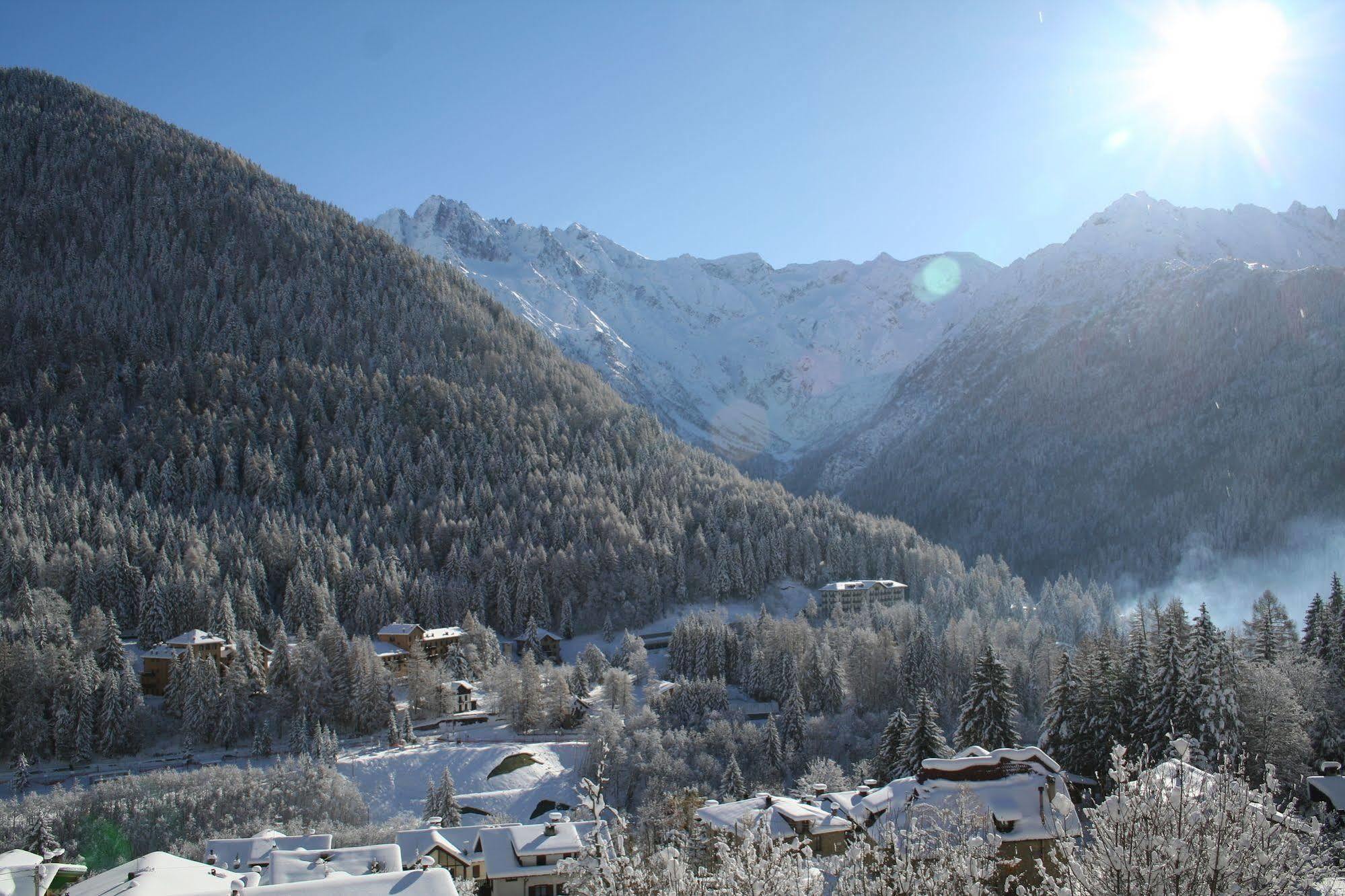 Hotel Mirella Ponte Di Legno Exterior photo